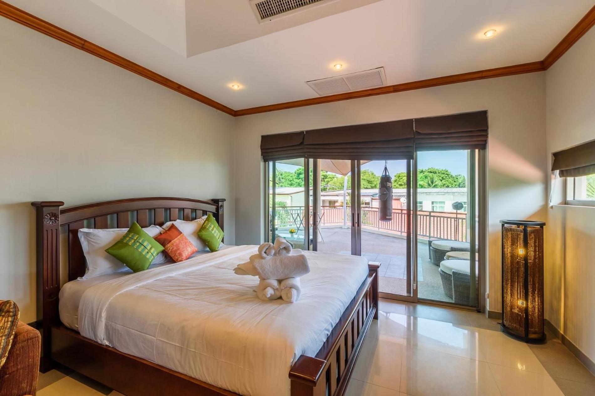 Amber Pool Villa Naiharn Rawai Kültér fotó